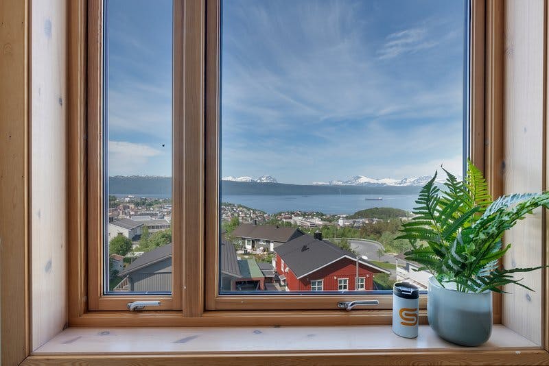 Fjellveien bolig Narvik leilighet hybel utsikt